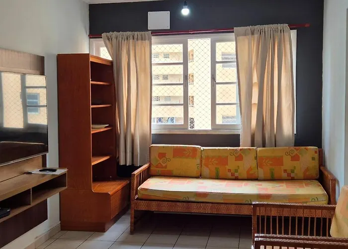 Apartamento A 5 Minutos A Pe Da Praia Da Enseada, Guaruja