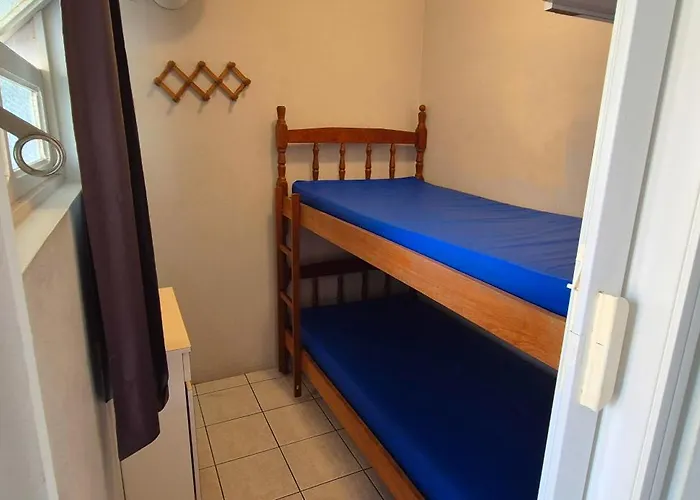 Apartamento A 5 Minutos A Pe Da Praia Da Enseada, Guaruja